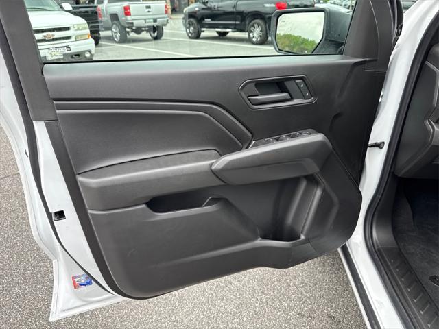 new 2025 Chevrolet Colorado car, priced at $37,156