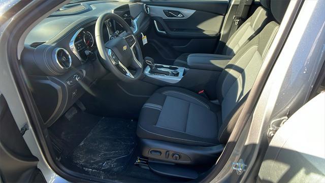 new 2025 Chevrolet Blazer car, priced at $30,985