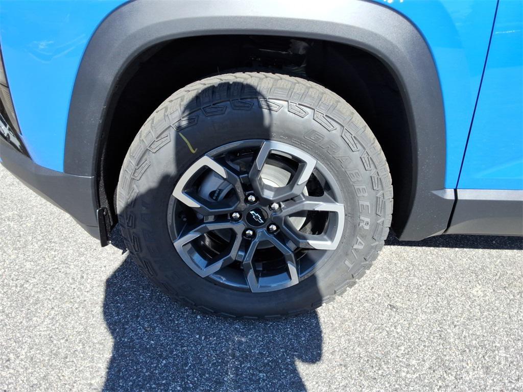 new 2026 Chevrolet Equinox car, priced at $32,379