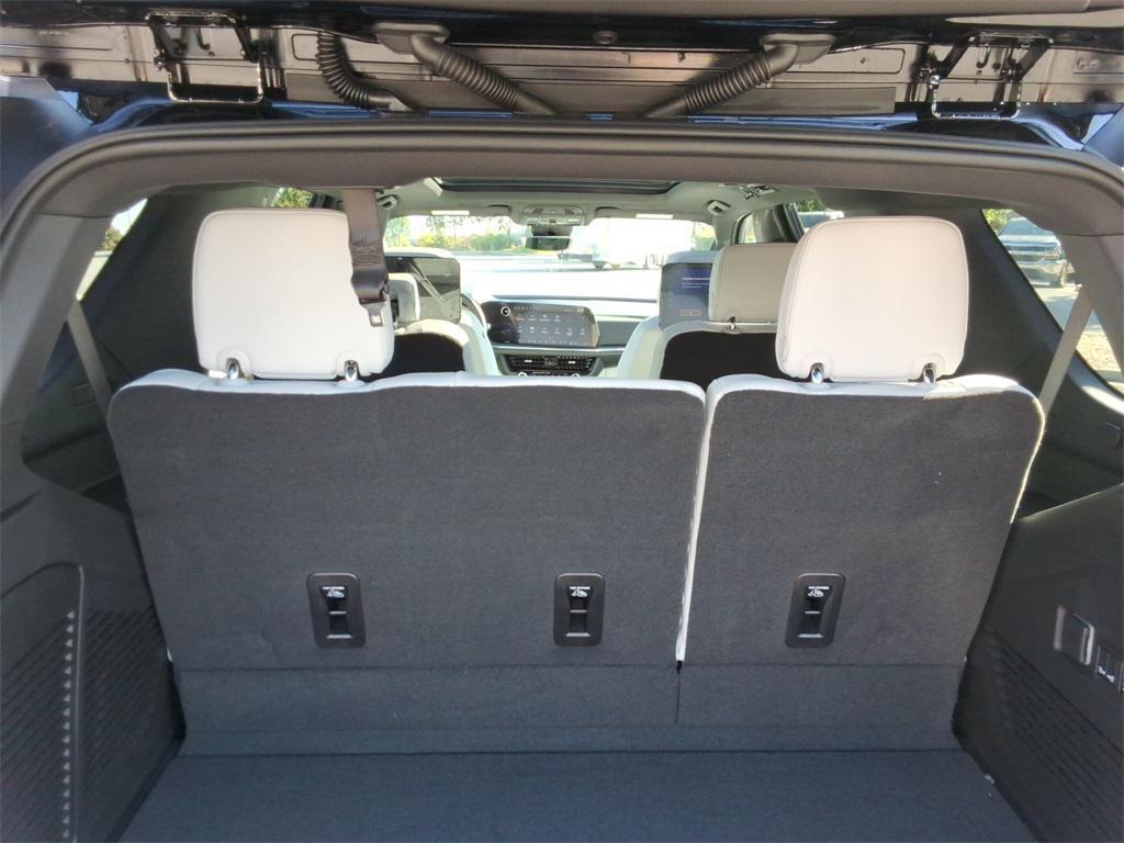 new 2025 Chevrolet Tahoe car, priced at $80,890