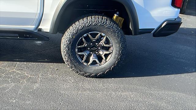 new 2025 Chevrolet Colorado car, priced at $53,645