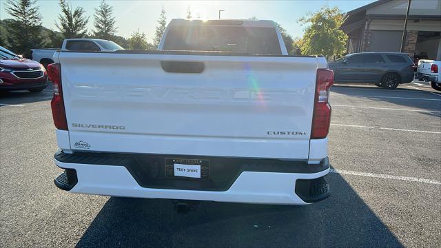 new 2025 Chevrolet Silverado 1500 car, priced at $44,997