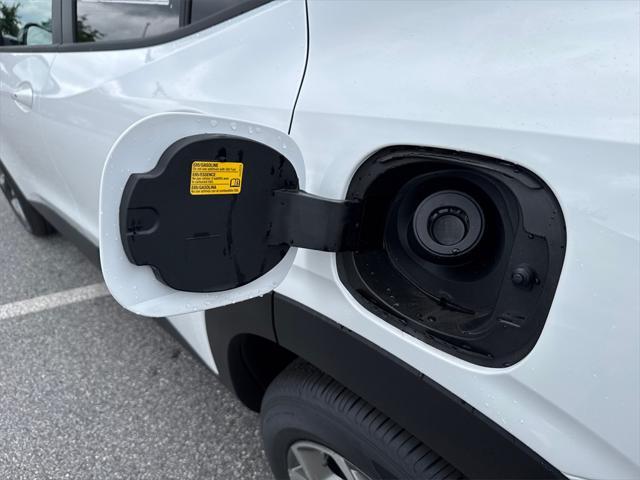 new 2025 Chevrolet Trax car, priced at $24,310