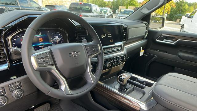 new 2025 Chevrolet Silverado 1500 car, priced at $60,912