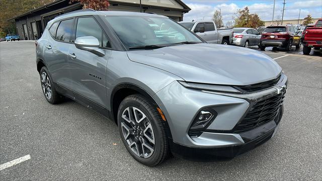 new 2025 Chevrolet Blazer car, priced at $45,439