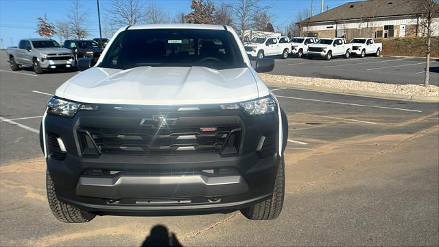 new 2025 Chevrolet Colorado car, priced at $40,706