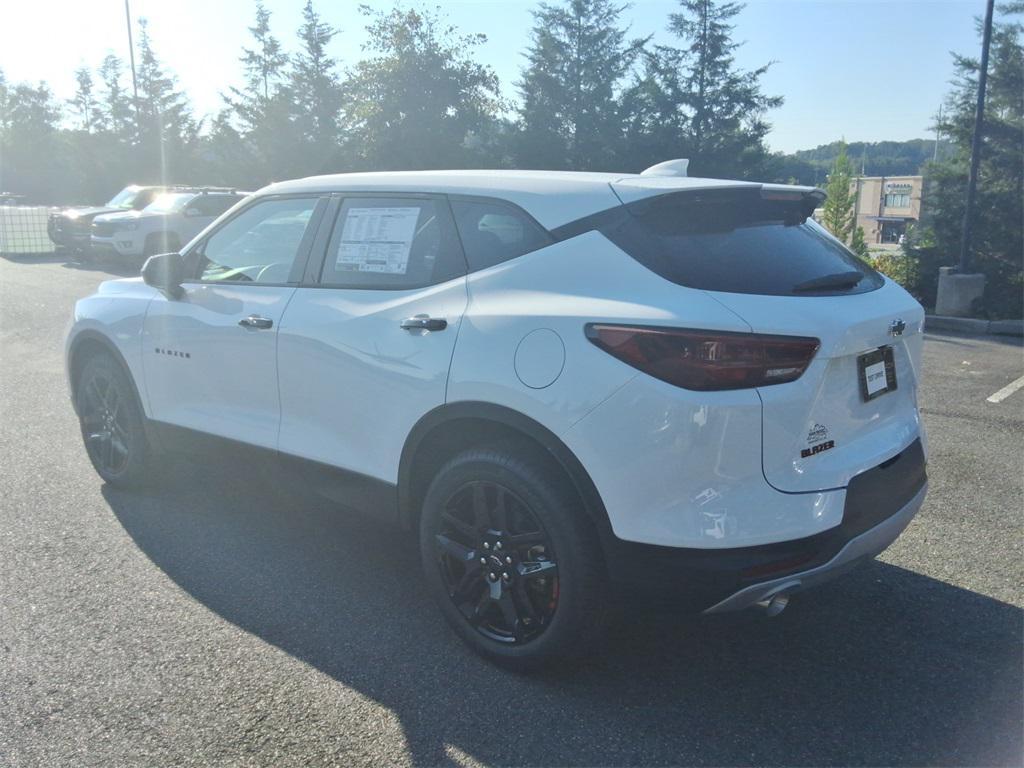 new 2025 Chevrolet Blazer car, priced at $35,180