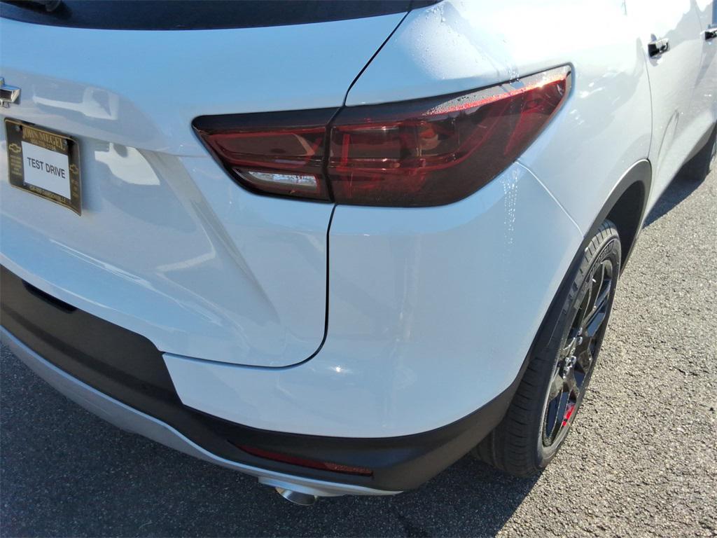 new 2025 Chevrolet Blazer car, priced at $35,180