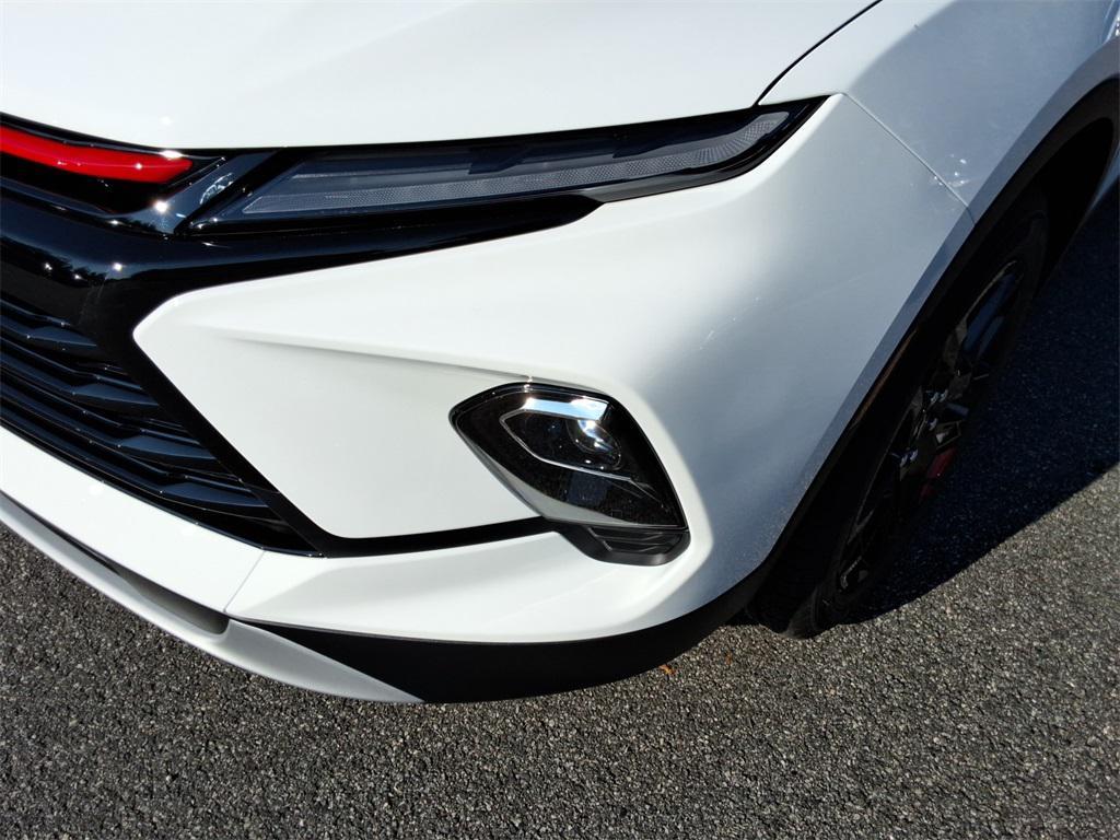 new 2025 Chevrolet Blazer car, priced at $35,180