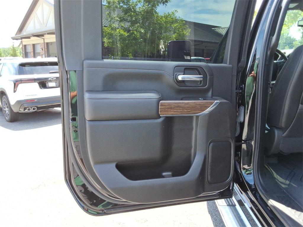 used 2022 Chevrolet Silverado 2500 car, priced at $56,999