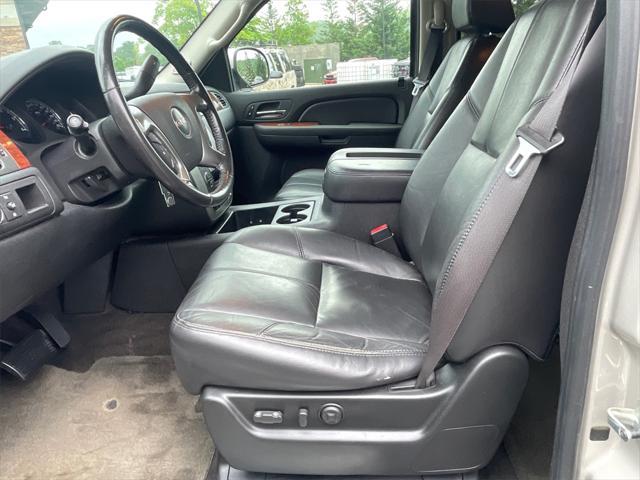 used 2007 GMC Yukon car, priced at $6,999