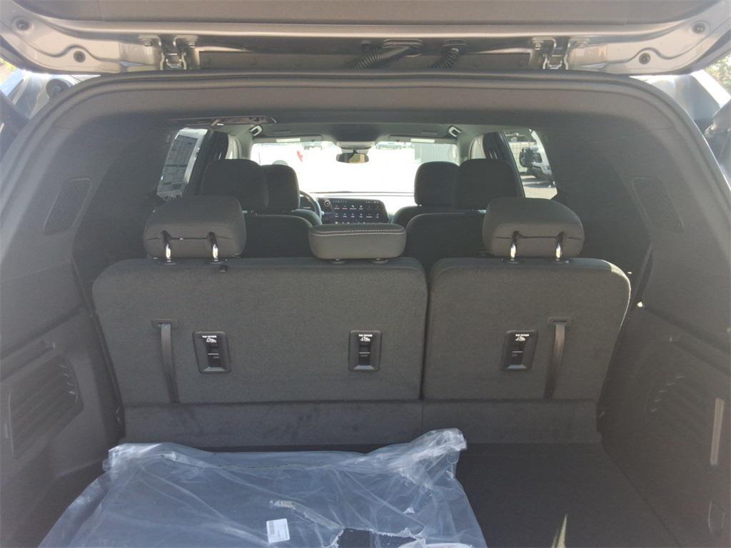 new 2026 Chevrolet Traverse car, priced at $41,430