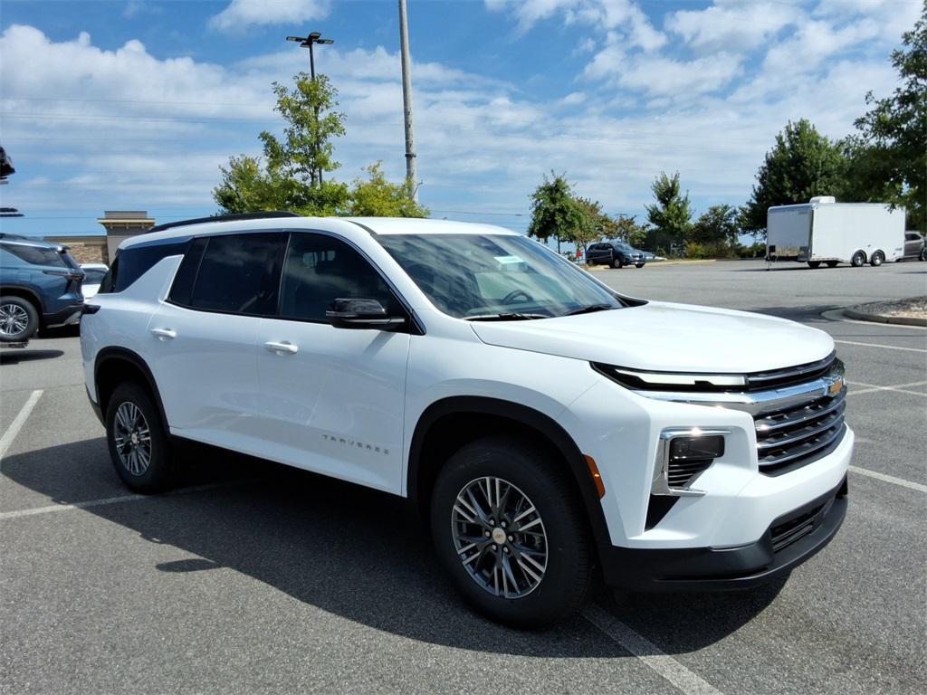 new 2026 Chevrolet Traverse car, priced at $41,431