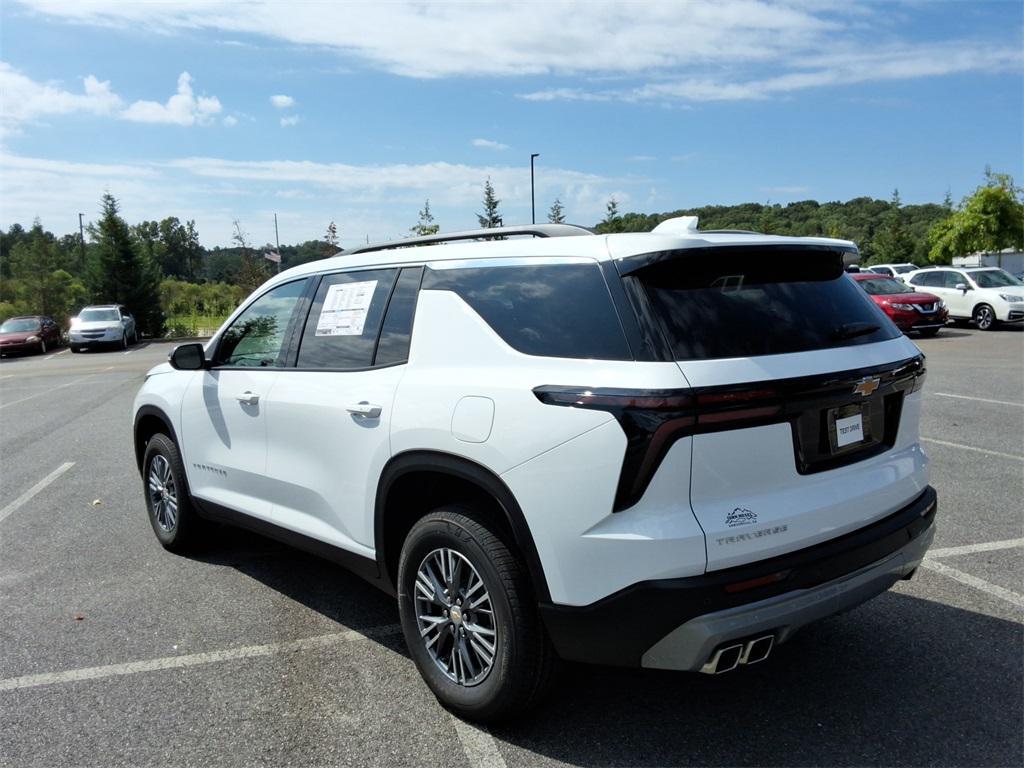 new 2026 Chevrolet Traverse car, priced at $41,431