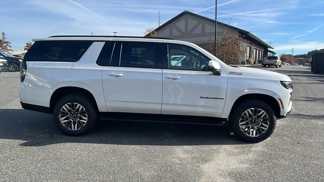 new 2025 Chevrolet Suburban car, priced at $78,620