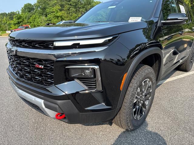 new 2025 Chevrolet Traverse car, priced at $49,201