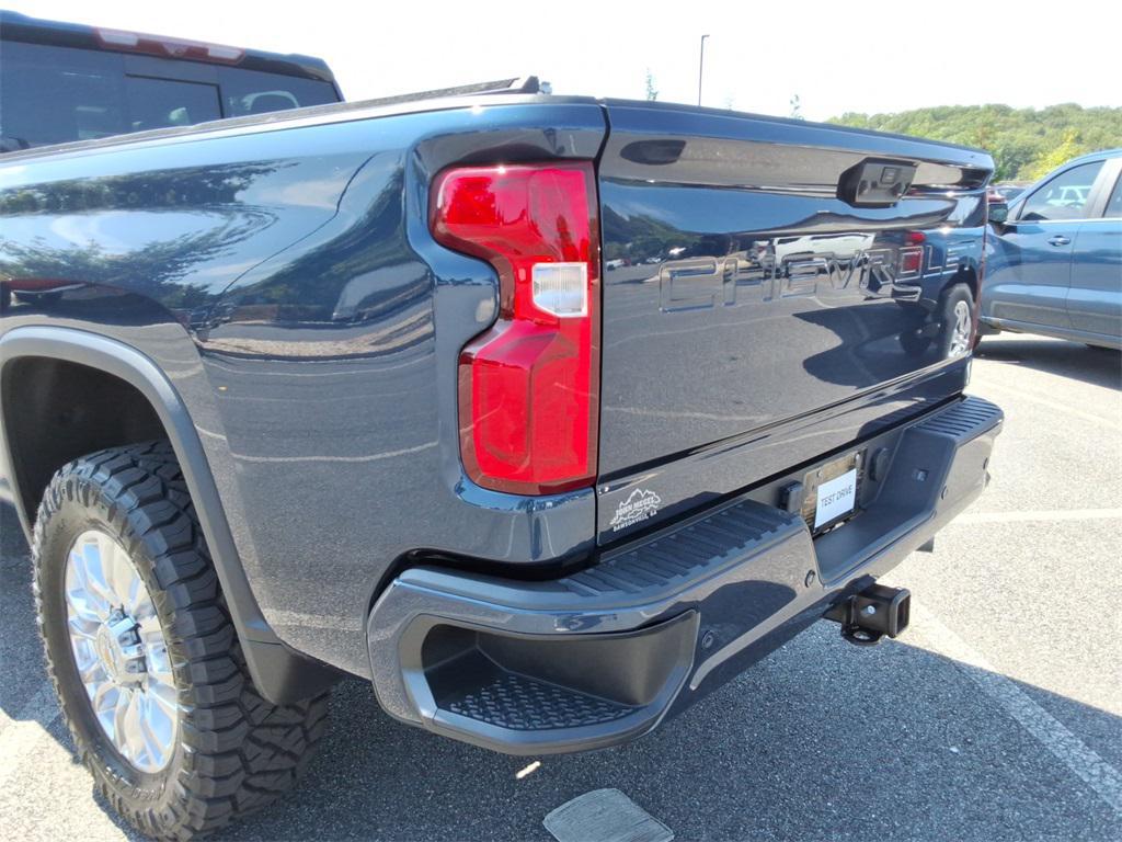 used 2023 Chevrolet Silverado 3500 car, priced at $65,074