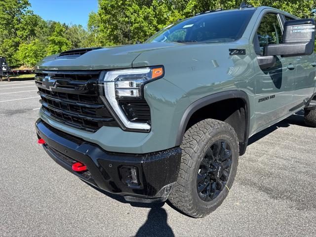 new 2025 Chevrolet Silverado 2500 car, priced at $70,896