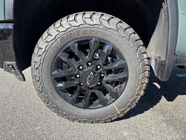 new 2025 Chevrolet Silverado 2500 car, priced at $70,896