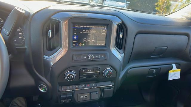 new 2025 Chevrolet Silverado 1500 car, priced at $41,997