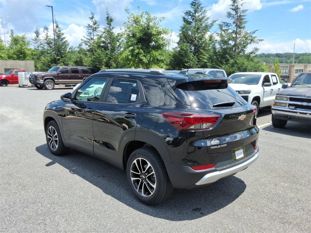 new 2026 Chevrolet TrailBlazer car, priced at $25,633