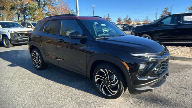 new 2025 Chevrolet TrailBlazer car, priced at $28,460