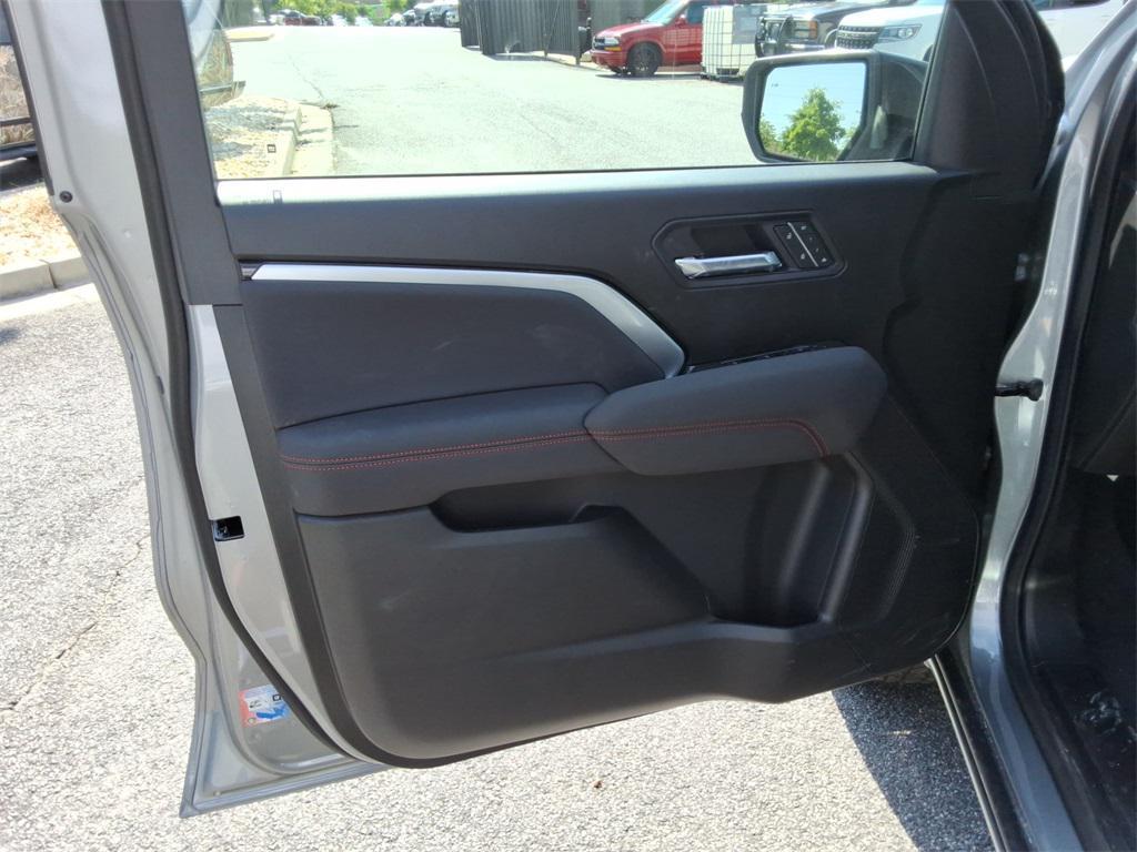new 2025 Chevrolet Colorado car, priced at $45,985