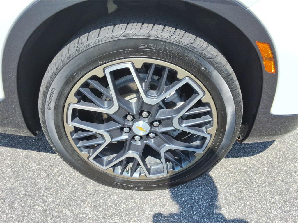 used 2023 Chevrolet Blazer car, priced at $29,999