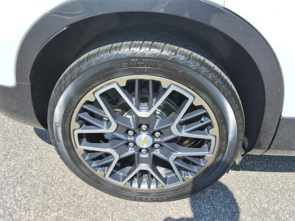 used 2023 Chevrolet Blazer car, priced at $29,999