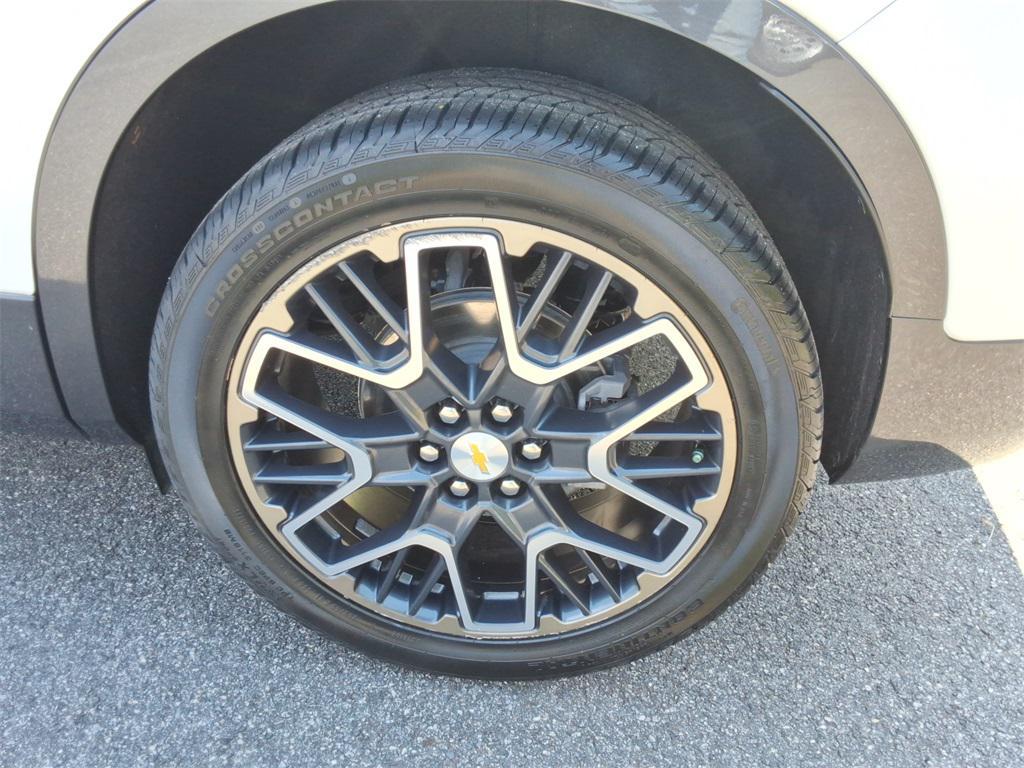 used 2023 Chevrolet Blazer car, priced at $29,999