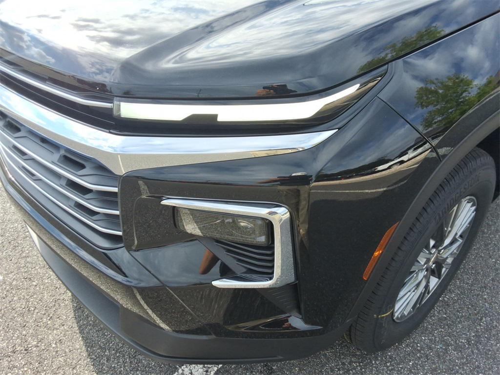 new 2026 Chevrolet Traverse car, priced at $41,431
