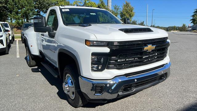 new 2025 Chevrolet Silverado 3500 car, priced at $59,176