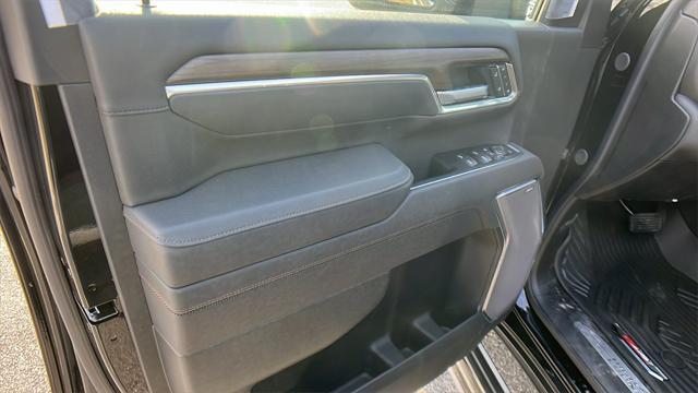 new 2025 Chevrolet Silverado 2500 car, priced at $82,556