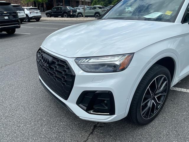 used 2022 Audi SQ5 car, priced at $41,988