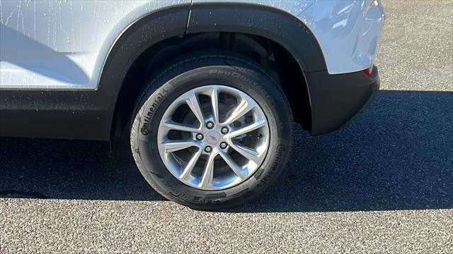 new 2025 Chevrolet TrailBlazer car, priced at $26,209