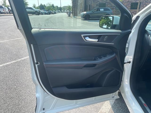 used 2021 Ford Edge car, priced at $26,995