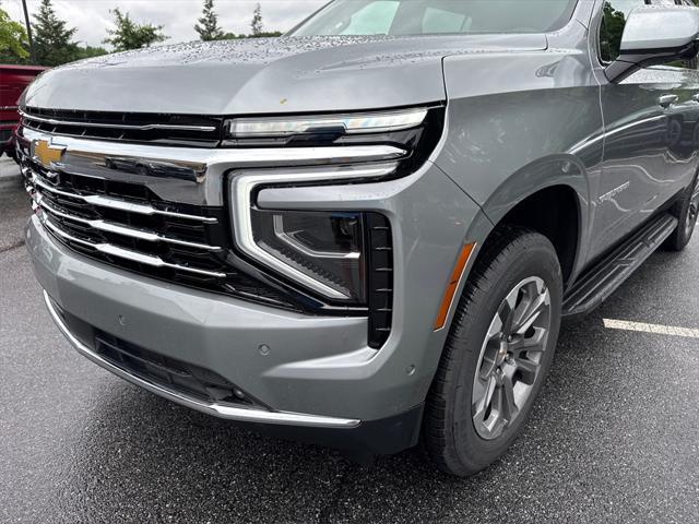 new 2025 Chevrolet Suburban car, priced at $70,380