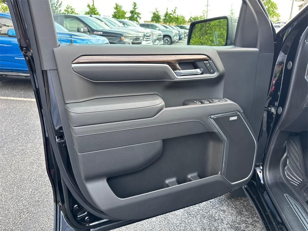 new 2025 Chevrolet Silverado 1500 car, priced at $56,614