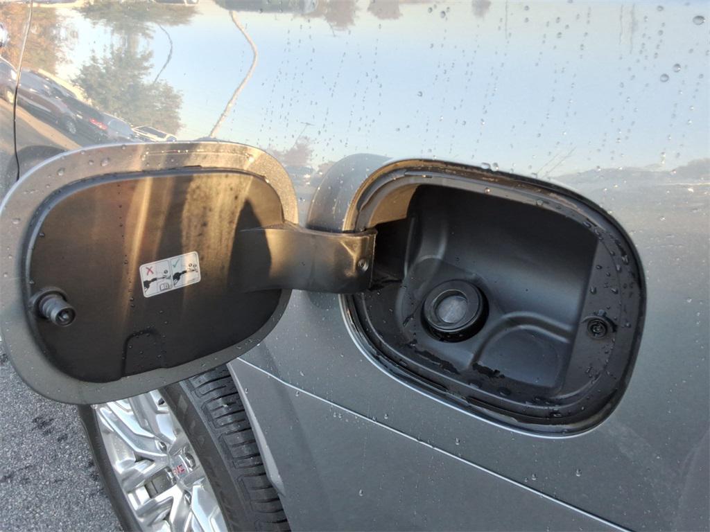 used 2022 GMC Yukon car, priced at $49,544