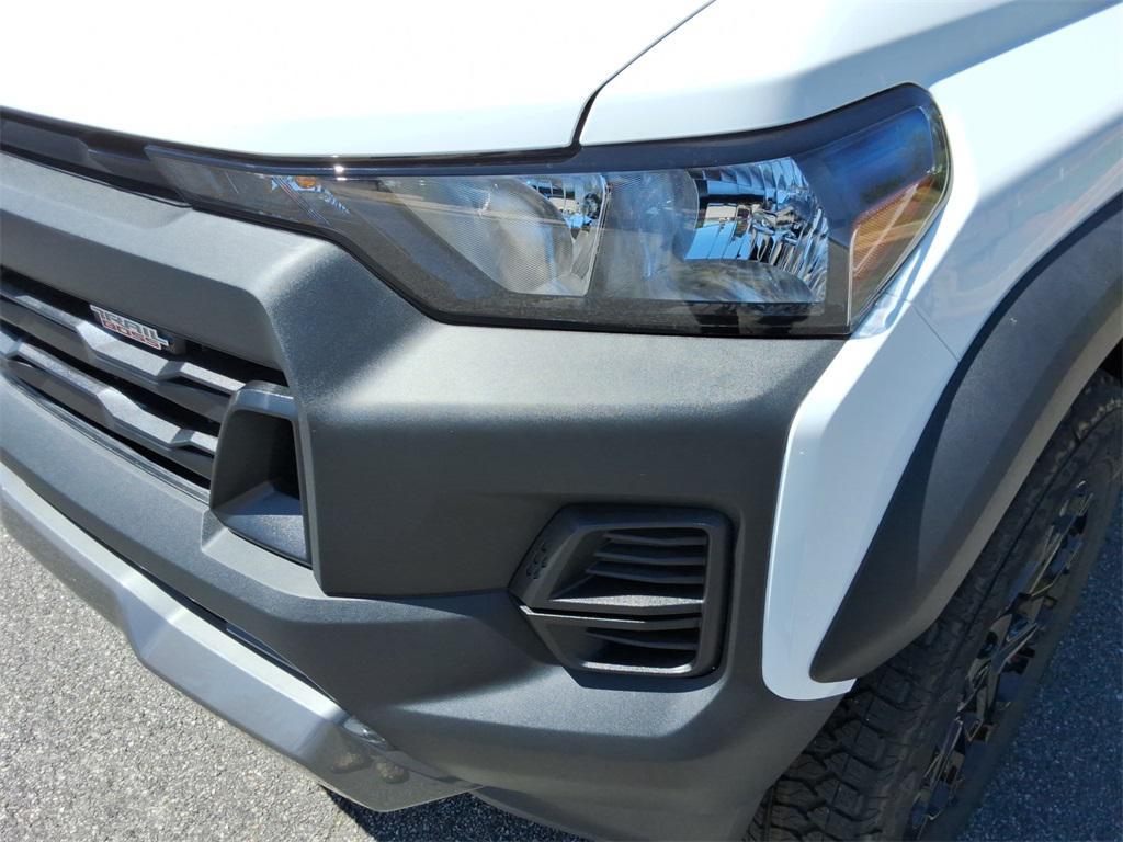 new 2026 Chevrolet Colorado car, priced at $42,607