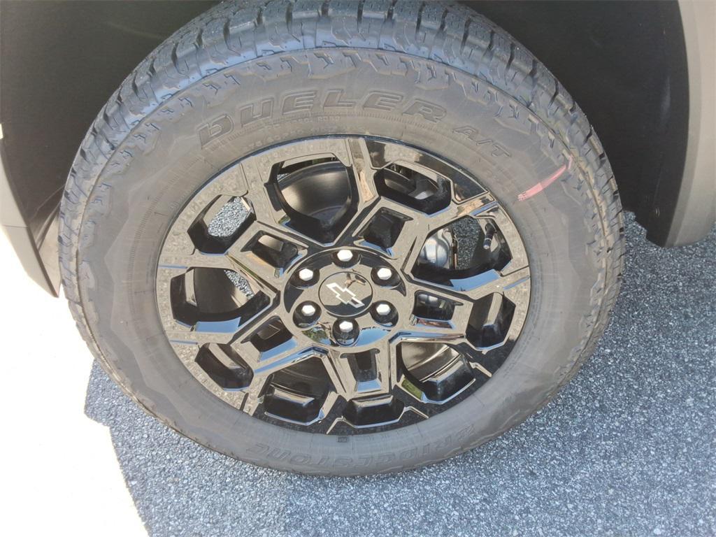 new 2026 Chevrolet Colorado car, priced at $42,607