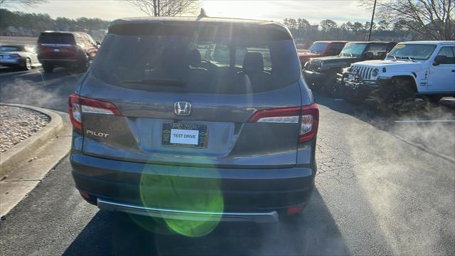 used 2021 Honda Pilot car, priced at $25,999