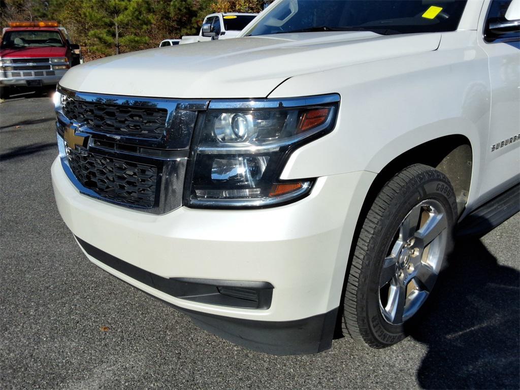 used 2017 Chevrolet Suburban car, priced at $16,895