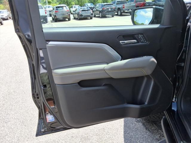 new 2025 Chevrolet Colorado car, priced at $49,335