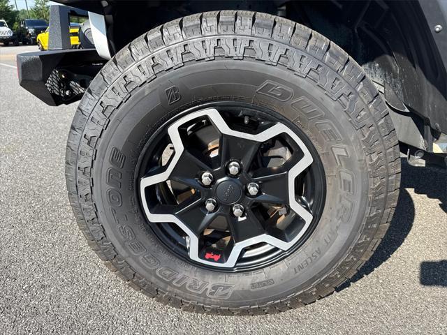 used 2020 Jeep Gladiator car, priced at $36,577