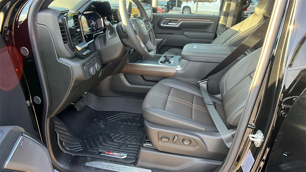 new 2025 Chevrolet Silverado 2500 car, priced at $80,556