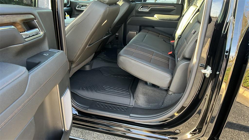 new 2025 Chevrolet Silverado 2500 car, priced at $80,556