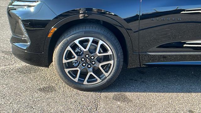 new 2025 Chevrolet Blazer car, priced at $42,127