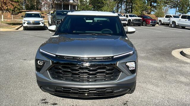 new 2025 Chevrolet TrailBlazer car, priced at $29,863