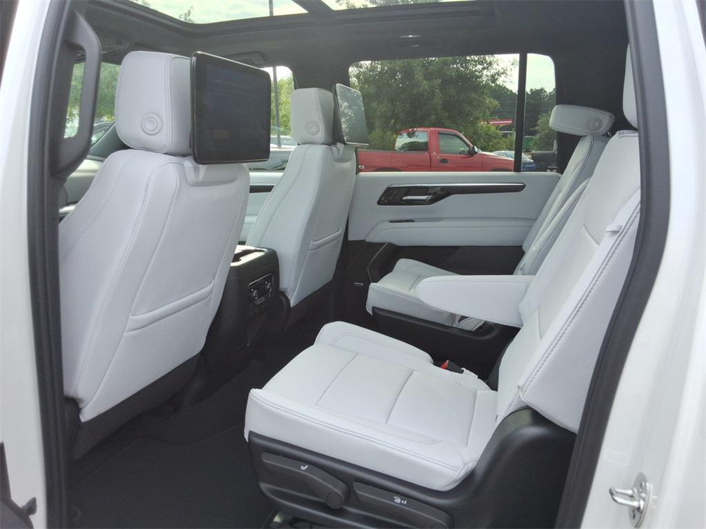 new 2025 Chevrolet Suburban car, priced at $91,208